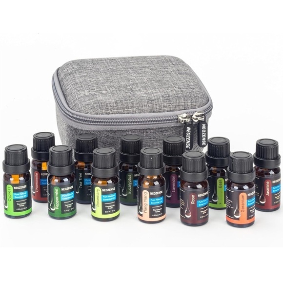 Brand New 100% Pure Essential Oil Set 12 Pack w/ Hard Shell Zip Carrying Case - Picture 2 of 16